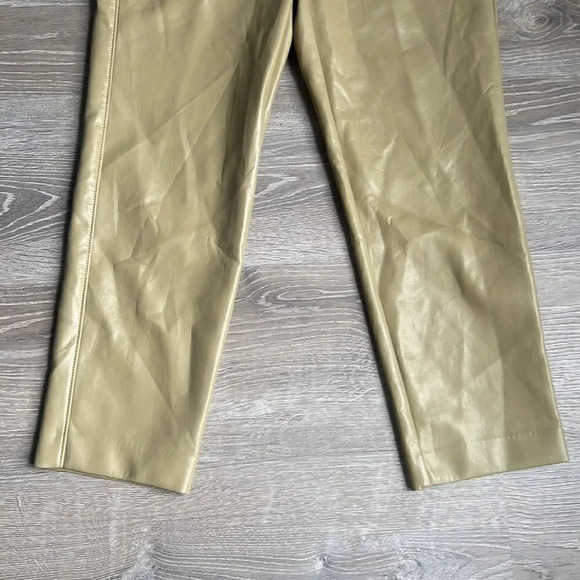 Aritzia Babaton Command Cropped Pant taupe beige - Picture 6 of 16